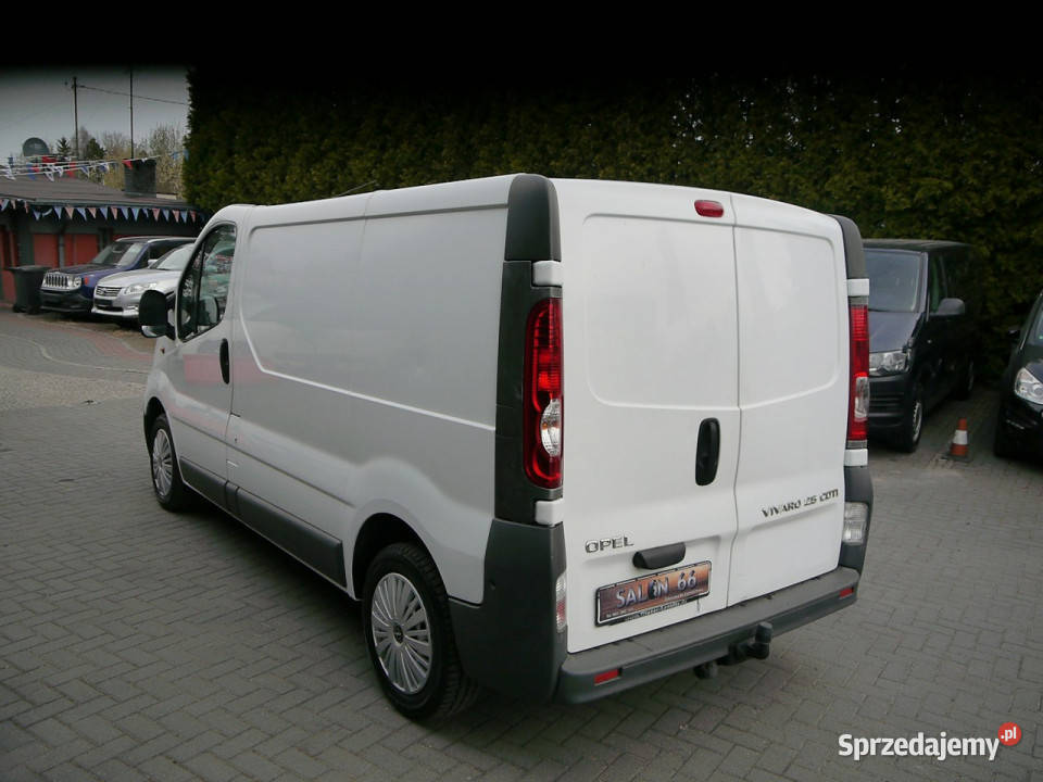 Opel Vivaro 25d Klima Stan b bez rdzy i korozji Częstochowa