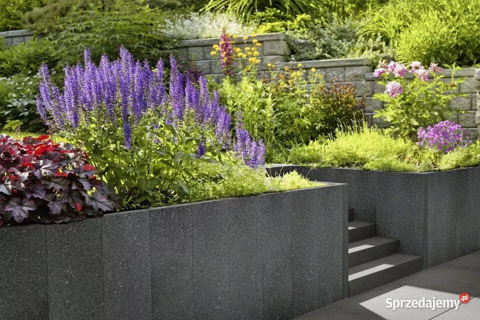 Palisada gładka betonowa Forbet Grande 100x30x8 Gorzyce