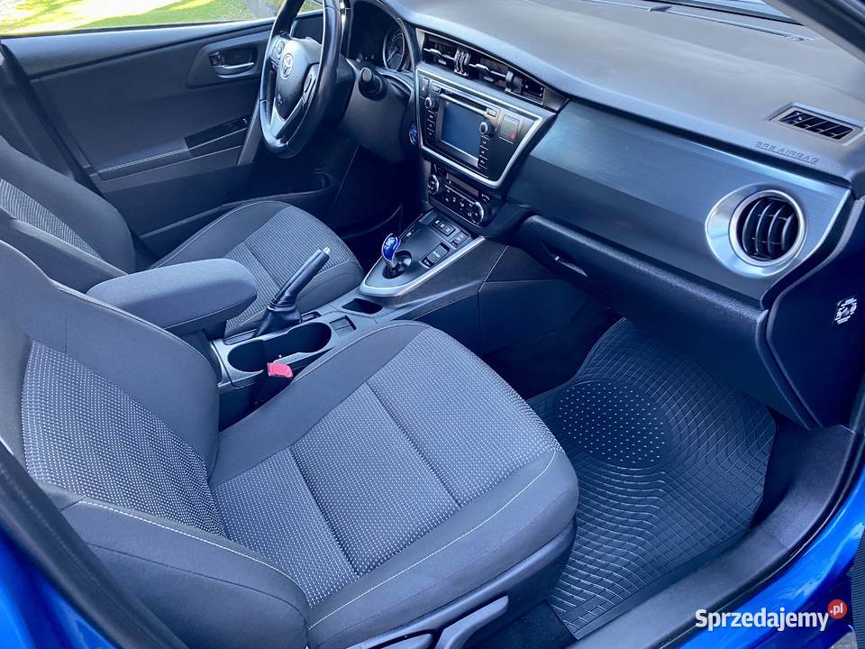 Zjawiskowa Toyota Auris 18 Hybryda z polskiego Marki sprzedam