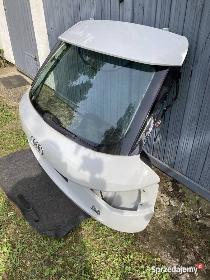 Audiq3 klapa tył biała Wolsztyn sprzedam