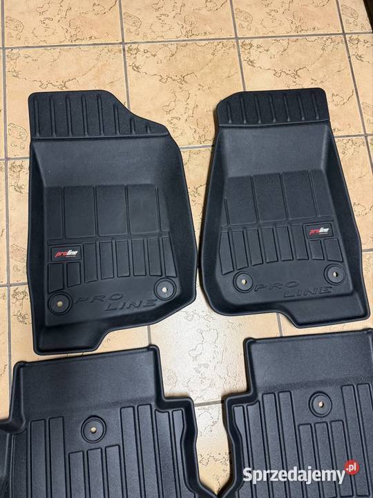 Jeep Wrangler JL dywaniki gumowe pomorskie Słupsk