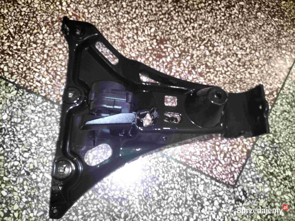 Mocowanie zderzaka prawe tylne BMW E61 PRZEDLIFT Zderzaki Poręba