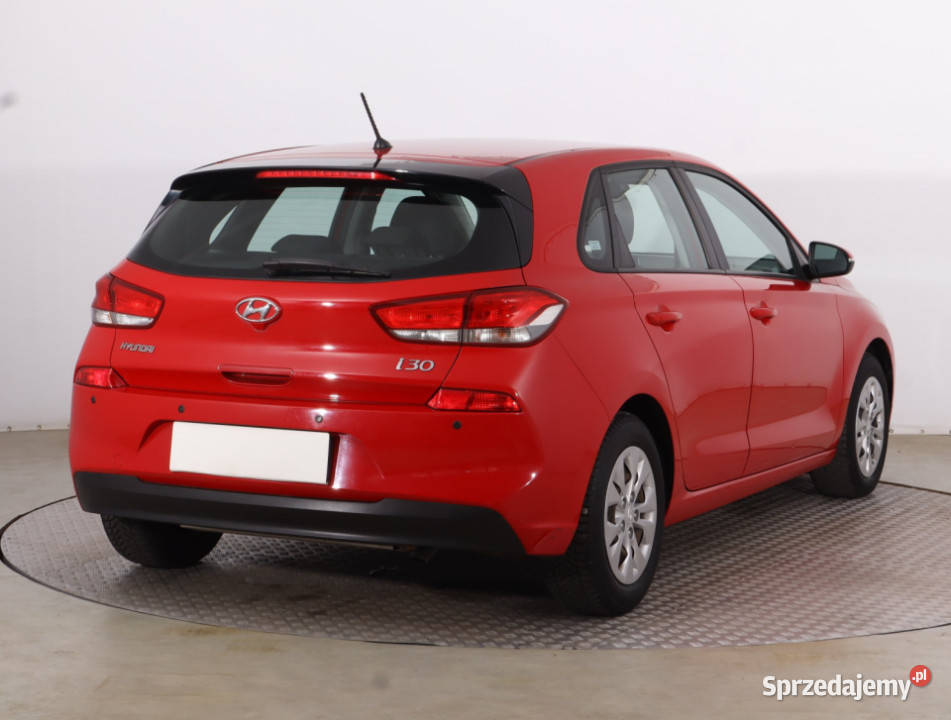 Hyundai i30 14 CVVT 73KM Piaseczno