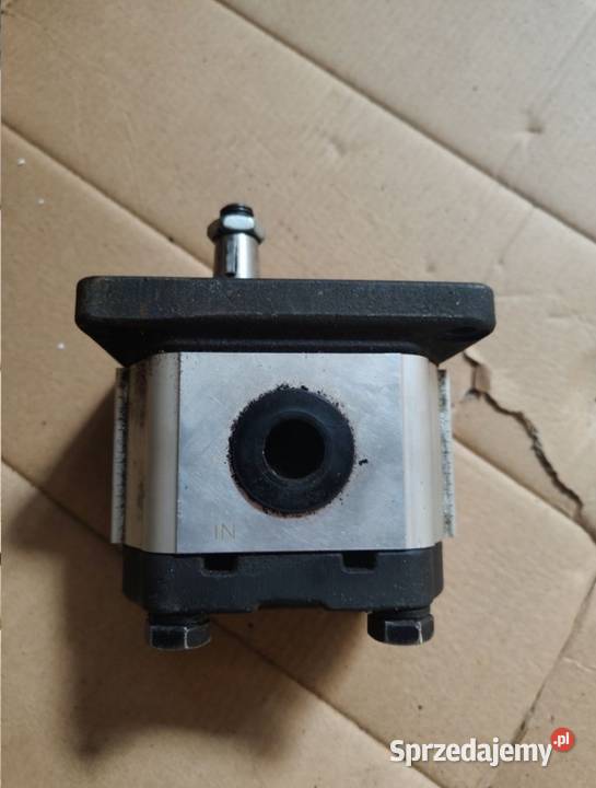 Sprzedam pompę hydrauliczną 12l na min prawe Ciemień