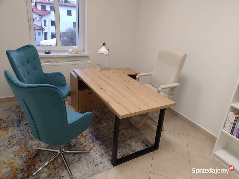 Duże Piękne Biurko GOLDSBORO Ikea