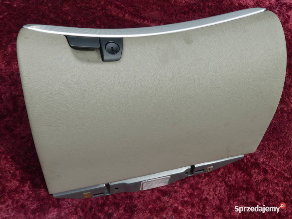 Volvo XC70 V70 schowek pasażera 2006 kolor OAK Częstochowa