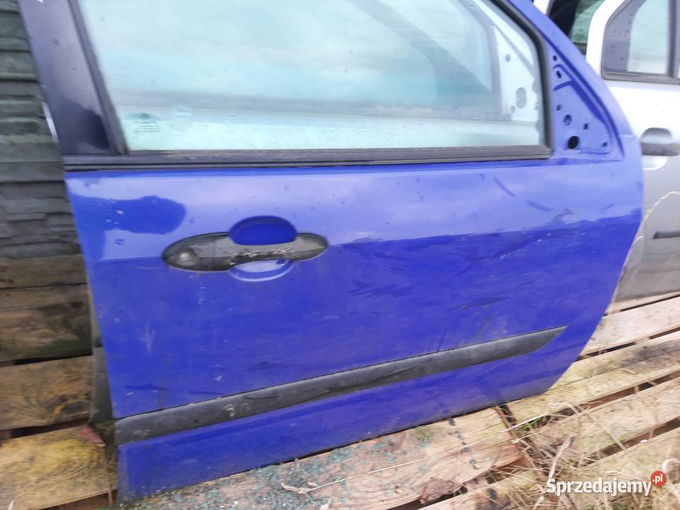 Ford Focus drzwi prawe przednie prawy przód Ksawerów