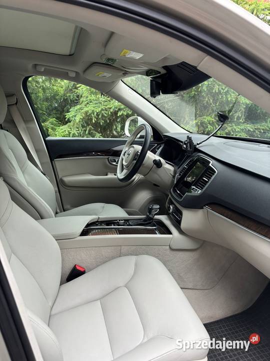 Volvo XC90 20 T6 Momentum automatyczna Gdynia sprzedam