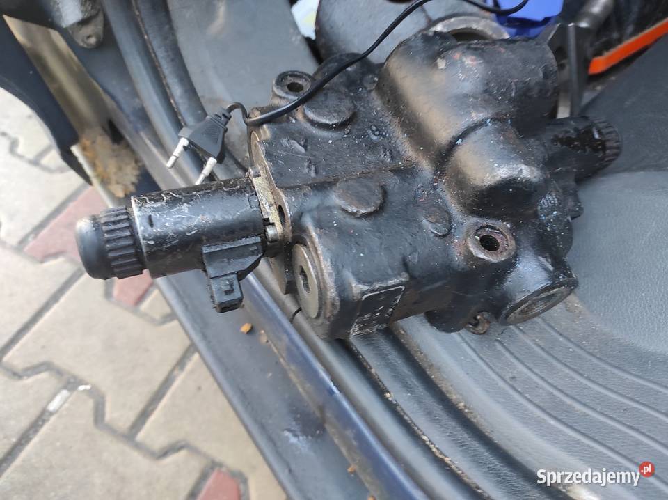 Elektrozawór podnośnika Bosch Ursus M87 używany