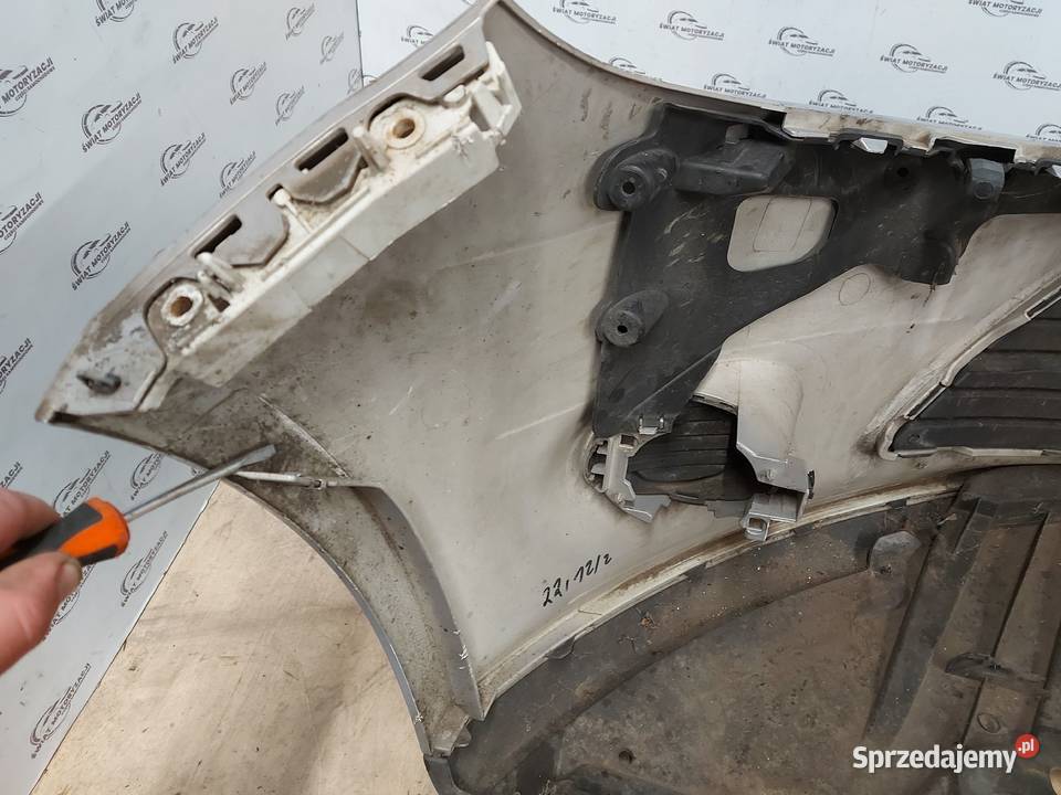 FORD FOCUS MK3 III 11r zderzak przód Kielce