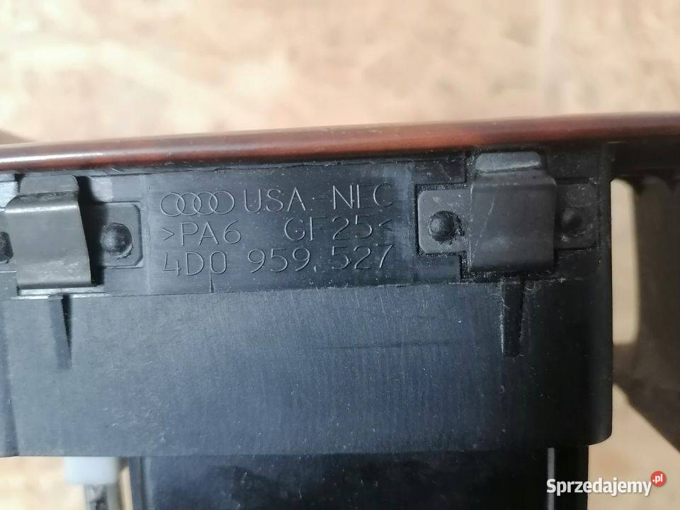 Rączka Dekor Drzwi Tylne Lewe Audi A8 D2 Lift osobowe