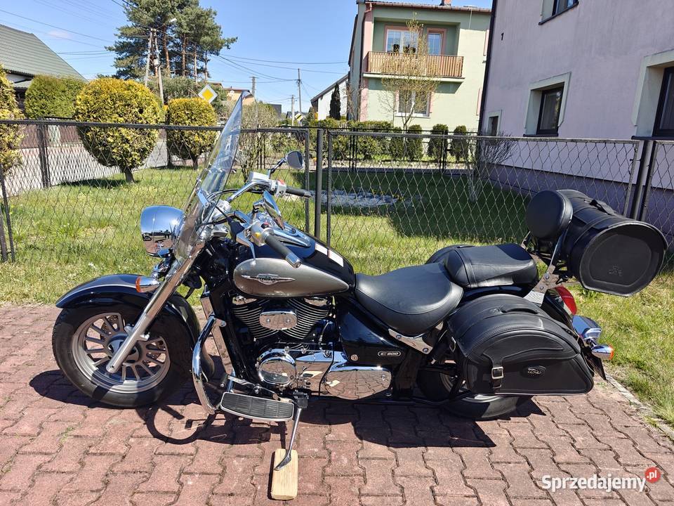 Suzuki C 800 Intruder Rok produkcji 2010 Motoryzacja Libiąż sprzedam