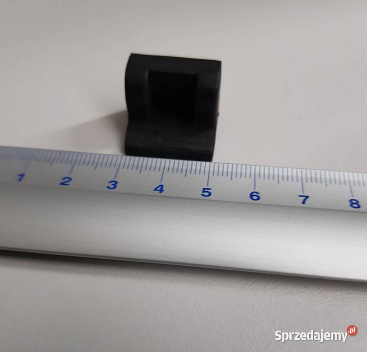 FSM FIAT 126p odbój klapy bagażnika Jaworzno sprzedam