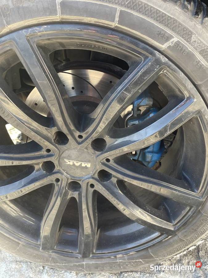 BMW F31 318d SportLine Skrzydlna