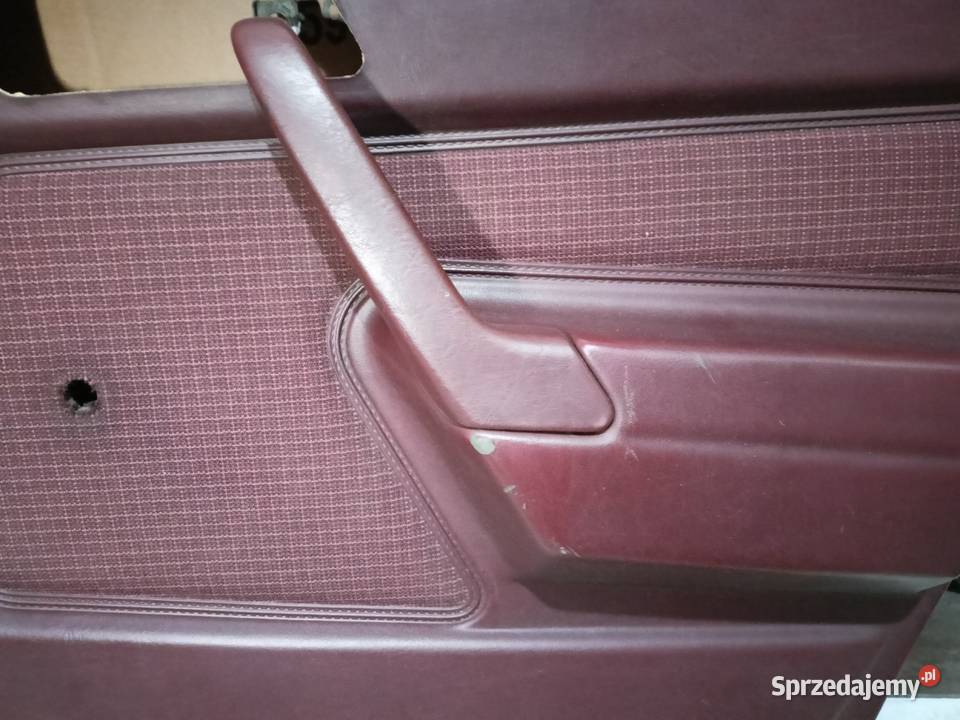 Mercedes 190 W201 boczki drzwiowe tapicerka Skarżysko-Kamienna
