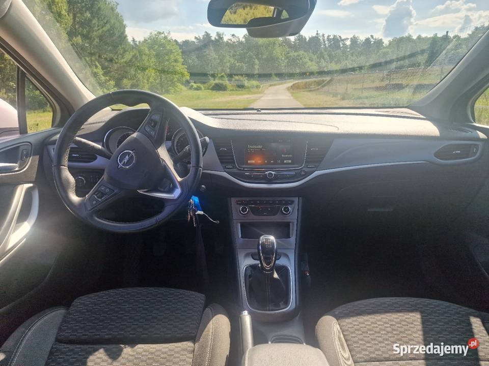 Opel Astra K hak Konin