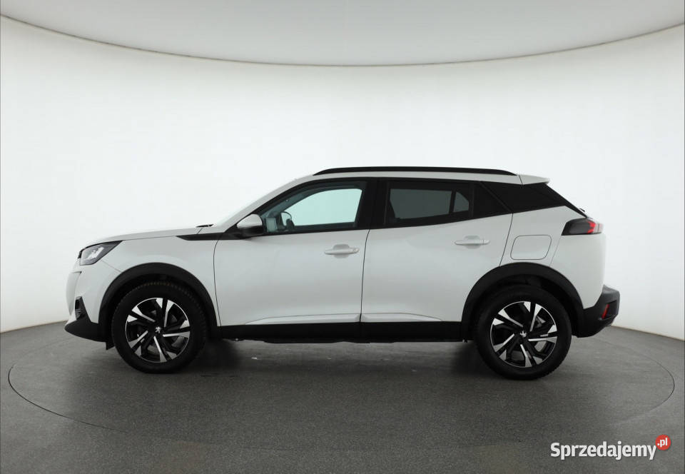 Peugeot 2008 12 PureTech asystent pasa ruchu