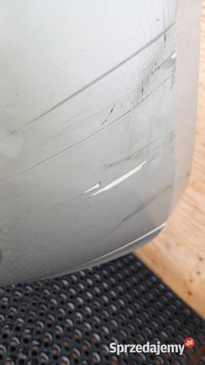 MERCEDES W169 ZDERZAK PRZÓD HALOGEN 761 Zbierkowo