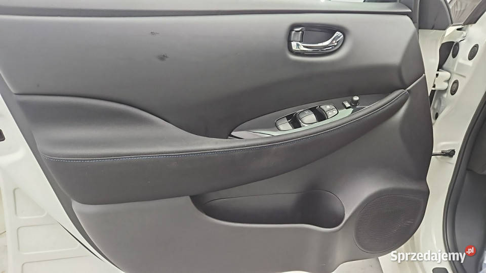 Nissan Leaf 40kWh NConnecta Z Polskiego Salonu Hatchback Warszawa