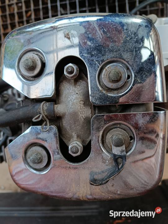 Suzuki Intruder 125 silnik kompletny