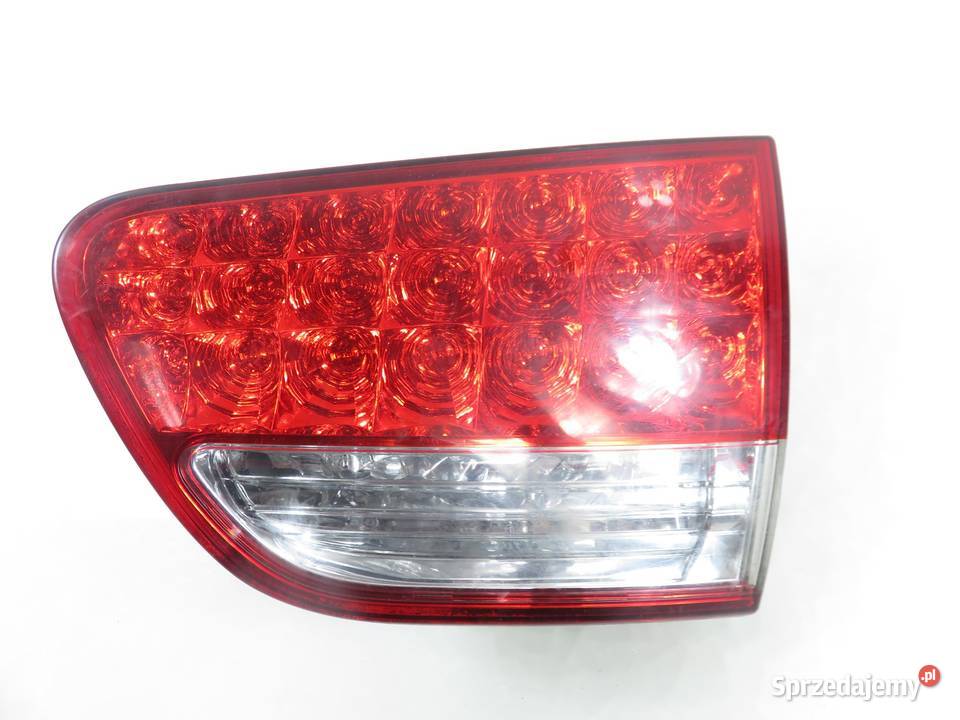 LAMPA PRAWA TYLNA KLAPA CITROEN CCROSSER osobowe sprzedam