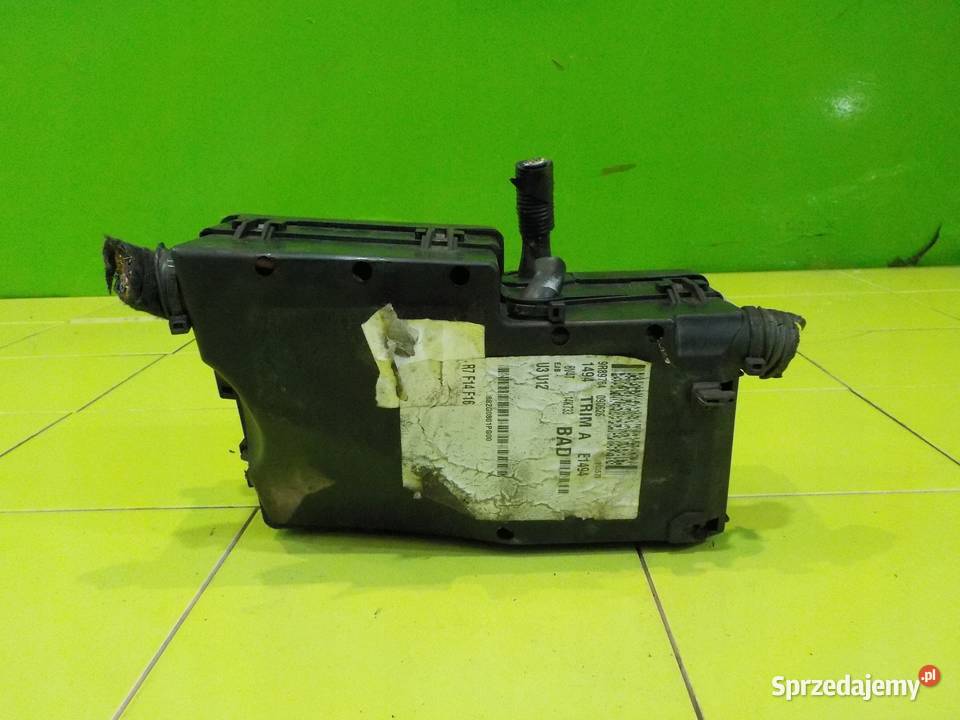 FORD KUGA MK1 I 20 TDCI 09r 5D skrzynka Skrzynki bezpieczników Suków