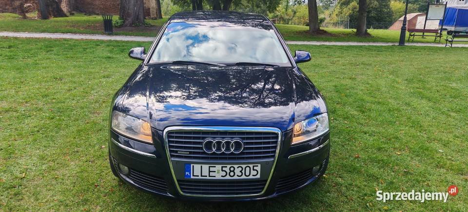 Audi A8 D3 42 350 187000 monitory lodówka stolik lubelskie Cyców