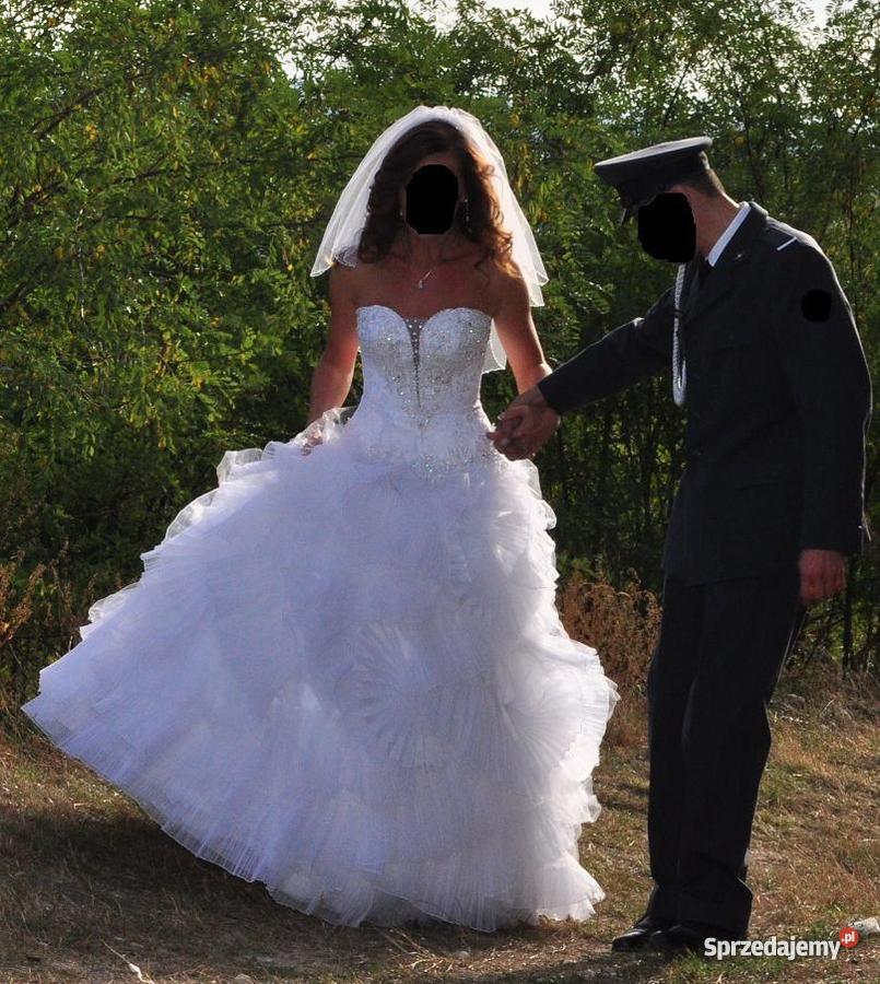 przepiękną suknie ślubną Emmi Mariage Giovani 3 sprzedam