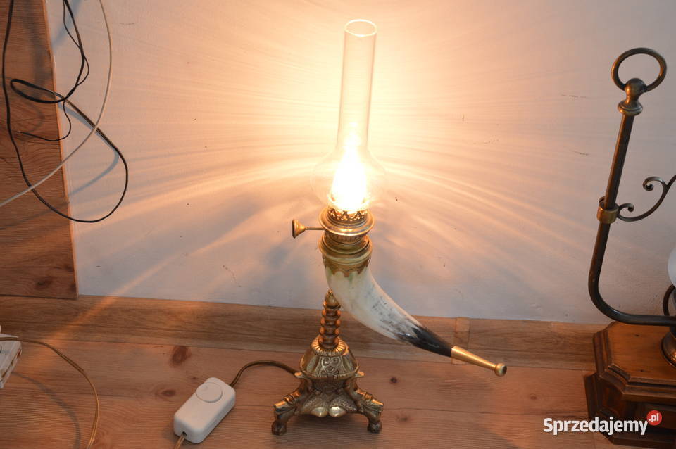 elektryczna lampa naftowa róg mosiądz b stara Antyki sprzedam