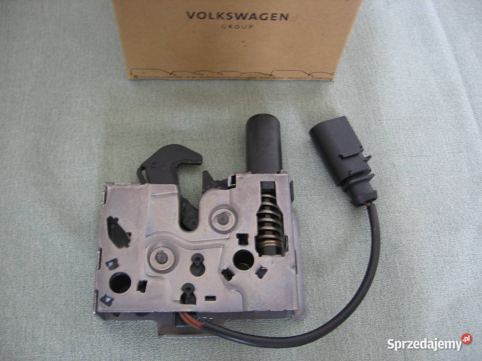 3J0823509A VW Tiguan Skoda Zamek maski Nowy Zamki, wkładki i kluczyki mazowieckie Warszawa sprzedam