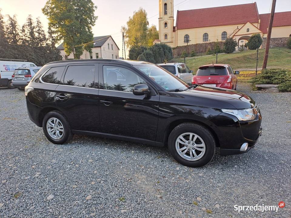 MITSUBISHI OUTLANDER 4x4 AUTOMAT Rok produkcji 2013 Outlander dolnośląskie Ząbkowice Śląskie