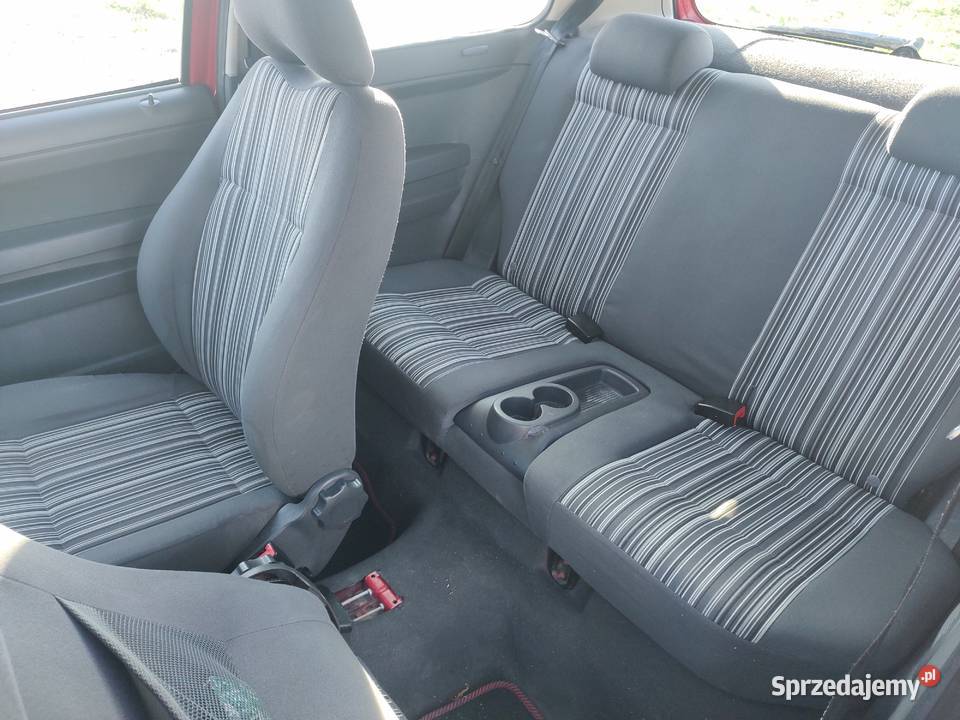 VOLKSWAGEN FOX 12 2005r wysoki nieuszkodzony Fox Kretki Małe