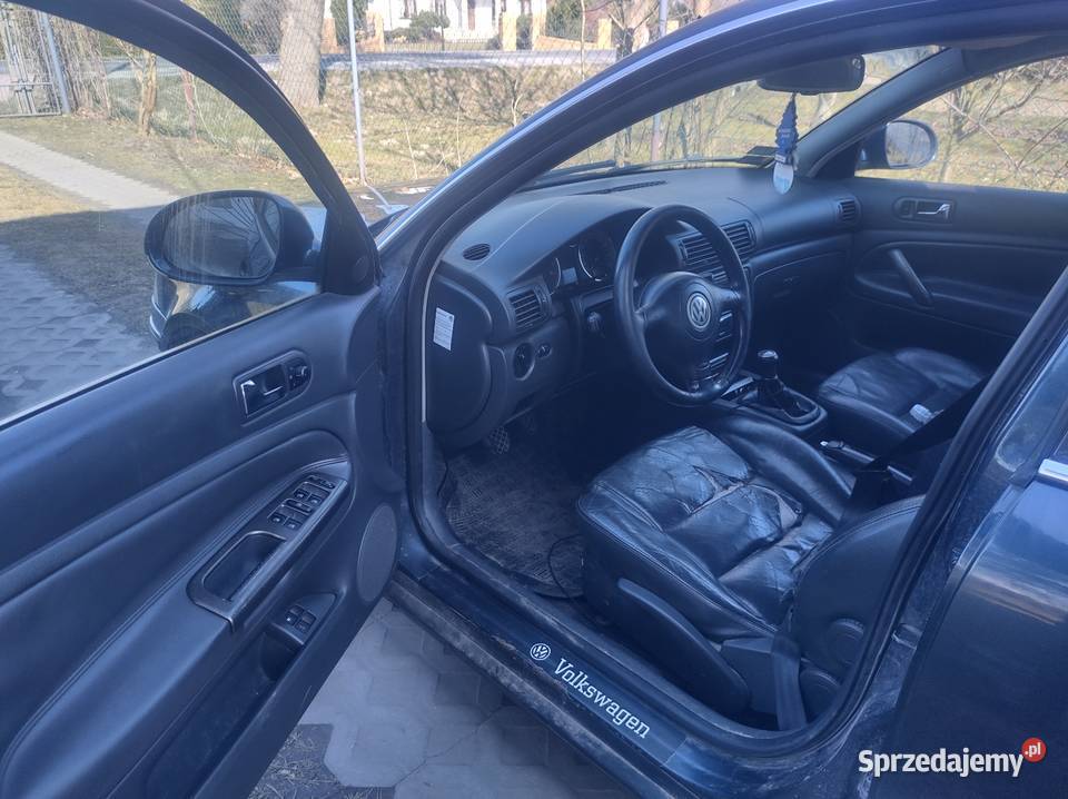Volkswagen Passat B5 FL Passat lubelskie Uchanie sprzedam