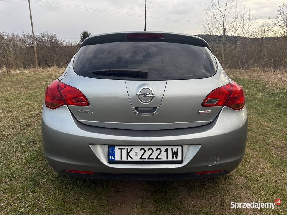 Opel Astra J stan świętokrzyskie Kielce
