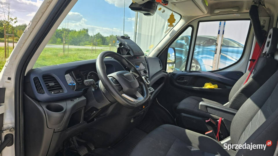 Iveco Daily 35S18 ChłodniaMroźnia wielofunkcyjna kierownica sprzedam