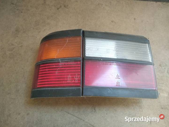Lampa tył VW passat b3 lewa prawa z klapy kpl Krośniewice