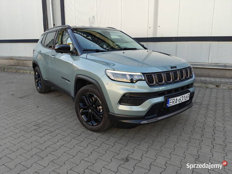 2404x4bogata wersjaradarnagłośnienie asystent pasa ruchu łódzkie Radomsko