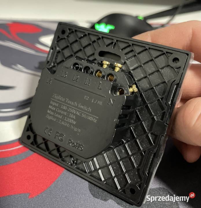 Inteligentny przełącznik światła Września