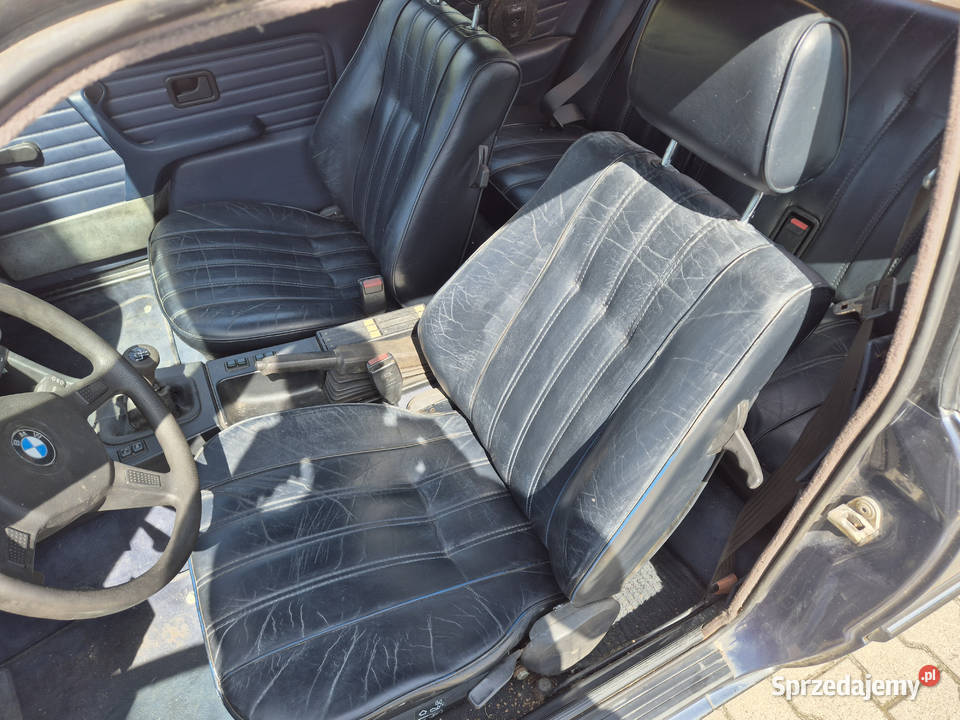 siedzenia e30wnętrze bmw e30skóry e30 niebieskie sprzedam