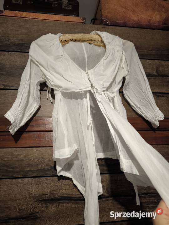 Biała oryginalna bluzka projektanta Lauren Vidal Borkowo