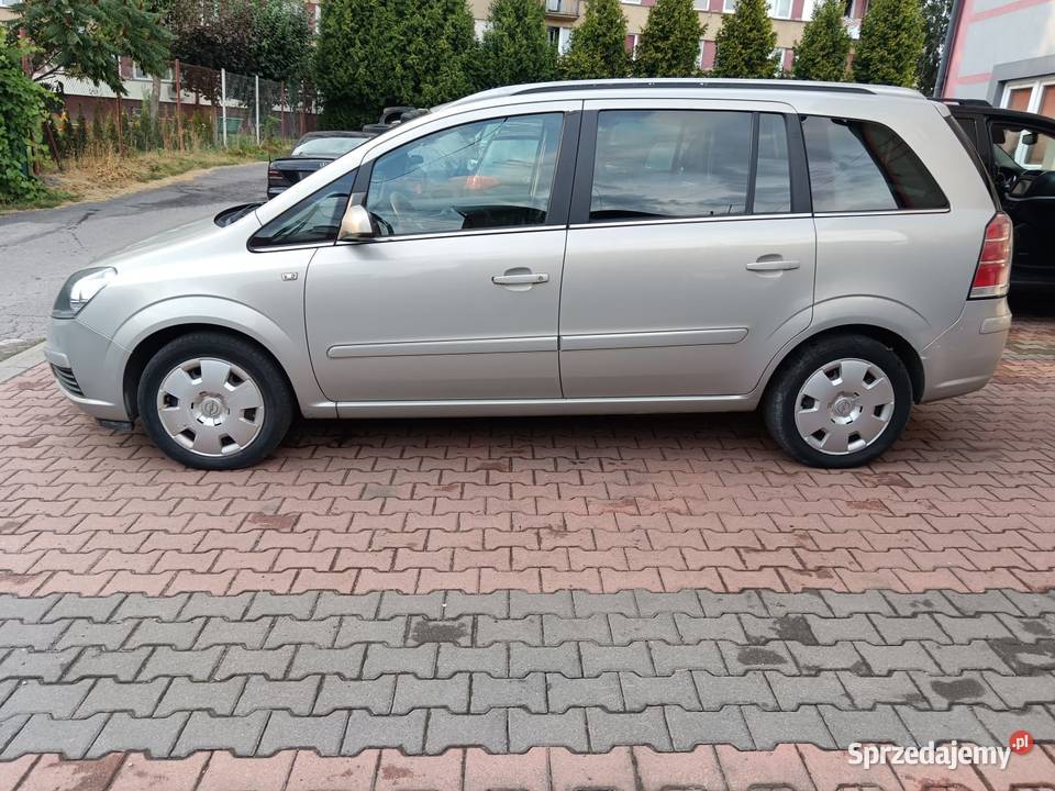 Opel Zafira B 7 osobowa gaz CNG hak holowniczy Opel Tarnów