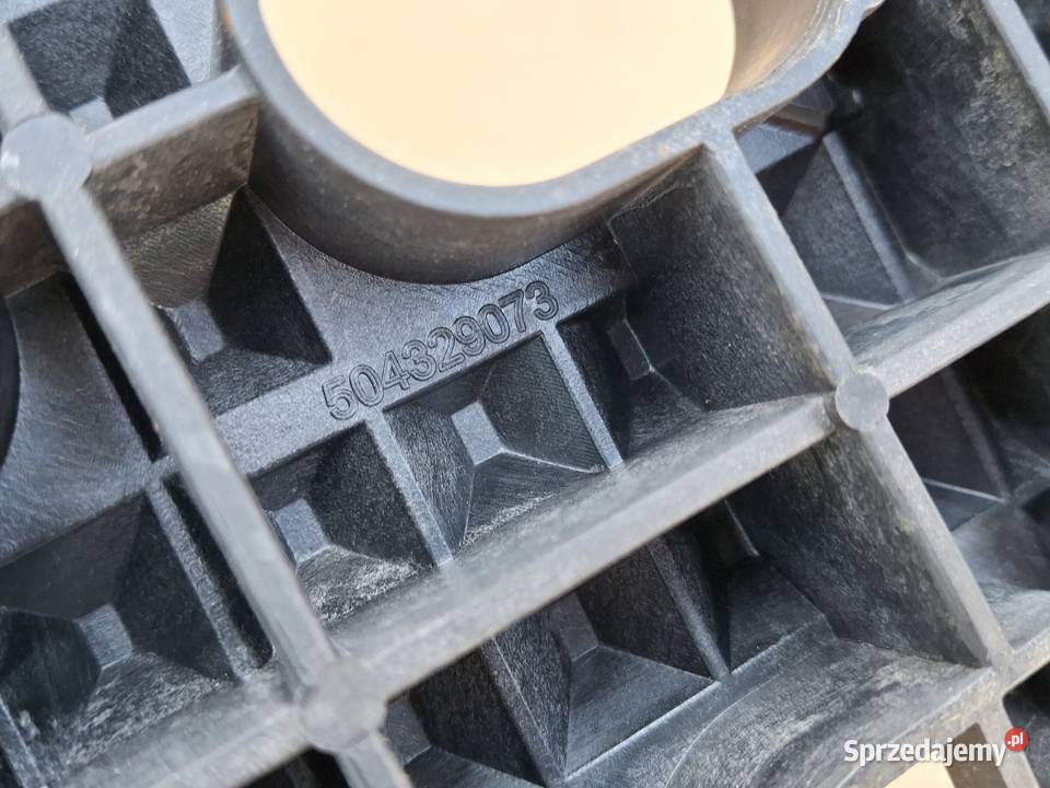 IVECO EUROCARGO KRATKA TREP NAKŁADKA STOPNIA Bieleń