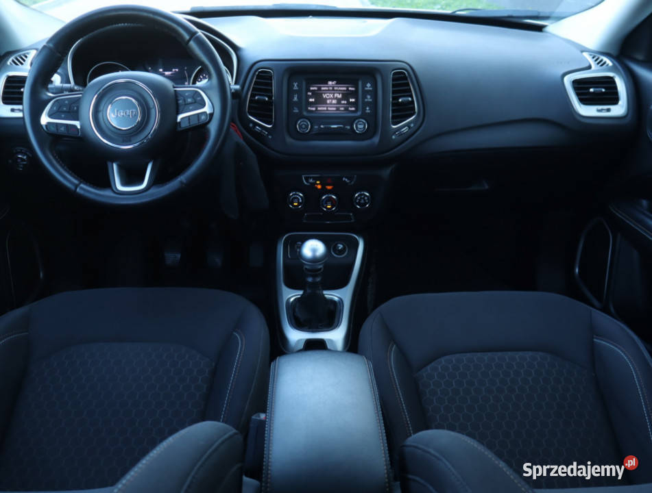 Jeep Compass 14 MultiAir Rok produkcji 2017 Compass łódzkie