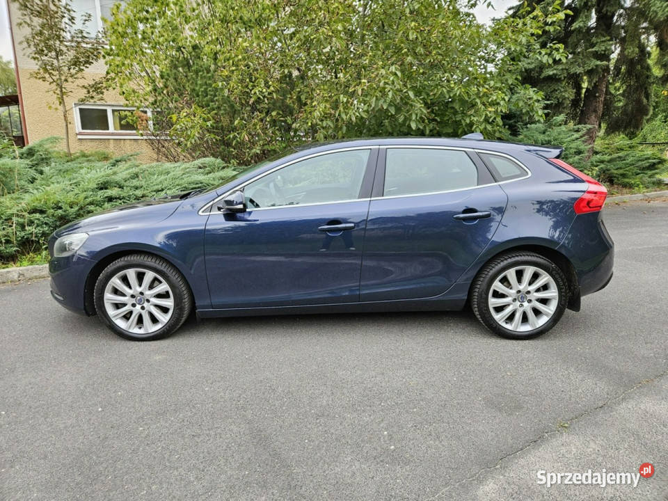 Volvo V40 Duży Wybór Volvo V40 Co Tydzień Nowa podgrzewane fotele Opoczno