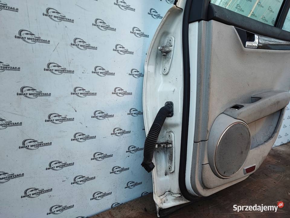 MERCEDES W204 09r Drzwi prawy tył 50 mikronów osobowe Kielce