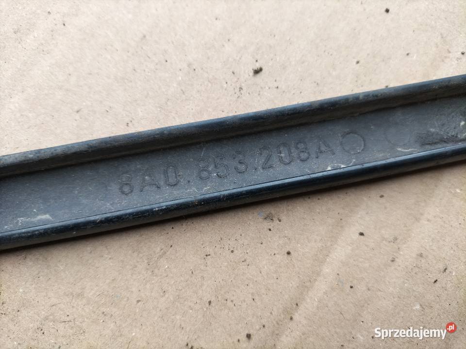 AUDI 80 B4 80B4 BLENDA LISTWA POD LAMPE Kamień-Kolonia