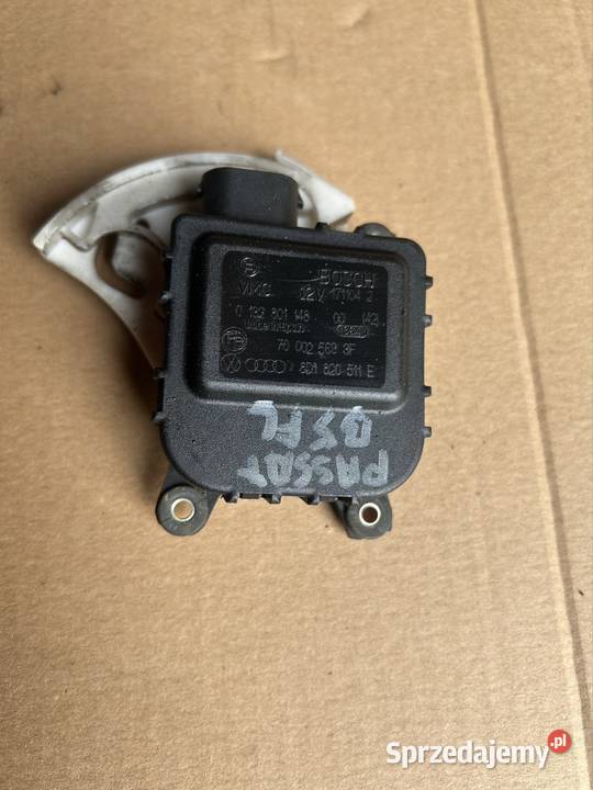 Silniczek nagrzewnicy Passat b5fl 8d1820511e sprzedam