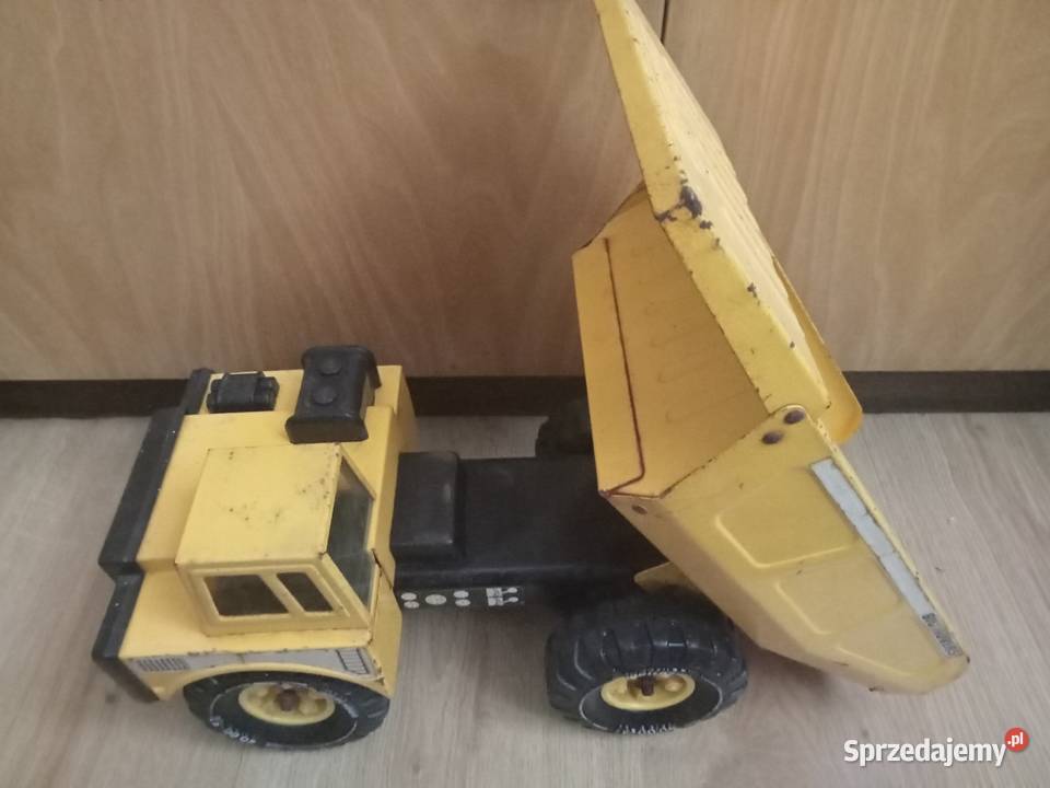 model samochodu matchbox wywrotka