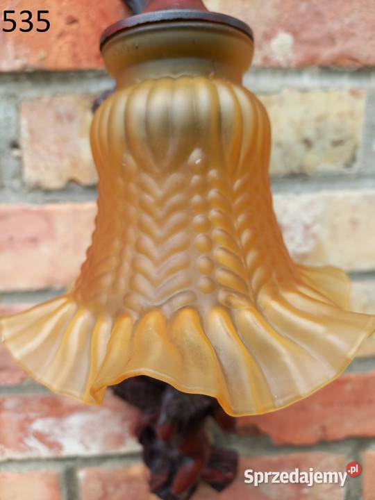 Kinkiet ścienny Lampka nocna ze szklanym kloszem Gawroniec sprzedam