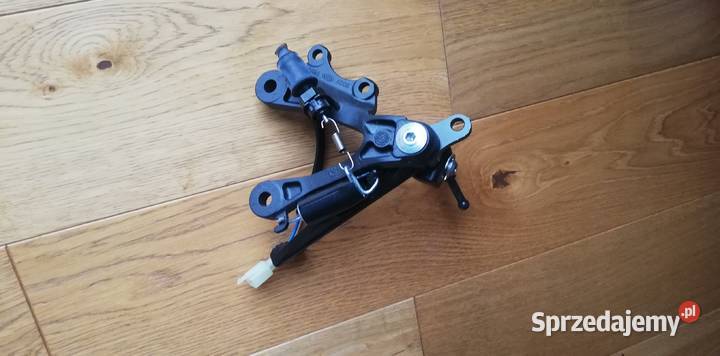 Kawasaki ZX6R 1316 set kompletny prawy podnóżek Białystok